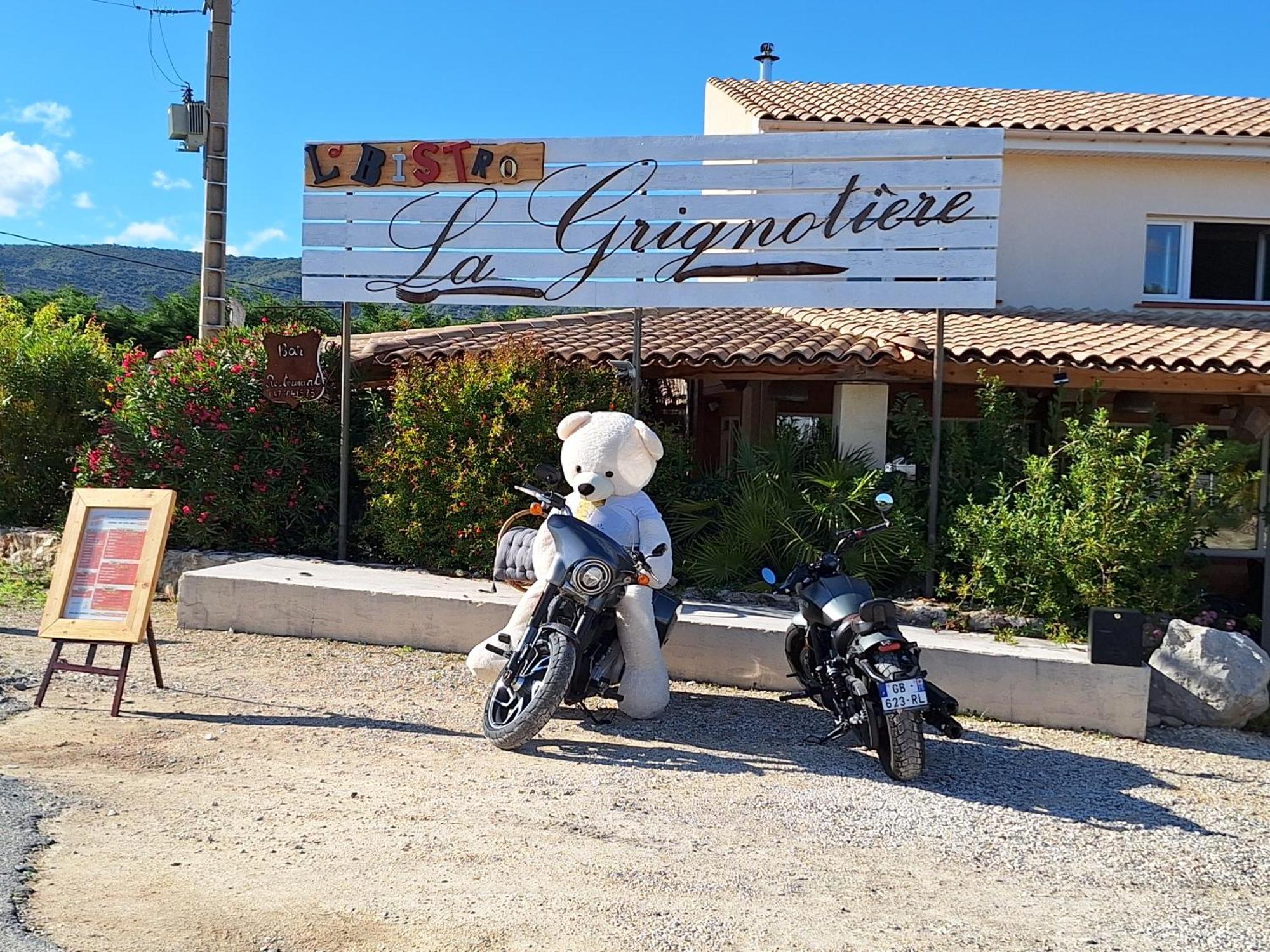 Camping Carrefour De L'Ardeche Saint-Remeze 외부 사진